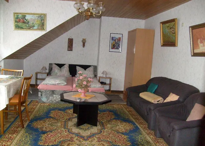 Affittacamere Kroth An Der Mosel 3*